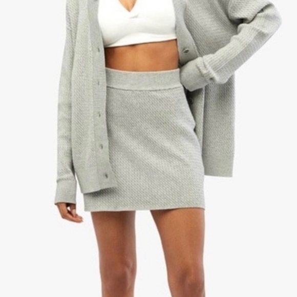 WeWoreWhat Dresses & Skirts - WeWoreWhat Revolve Cable Knit Gray Skirt Size Medium